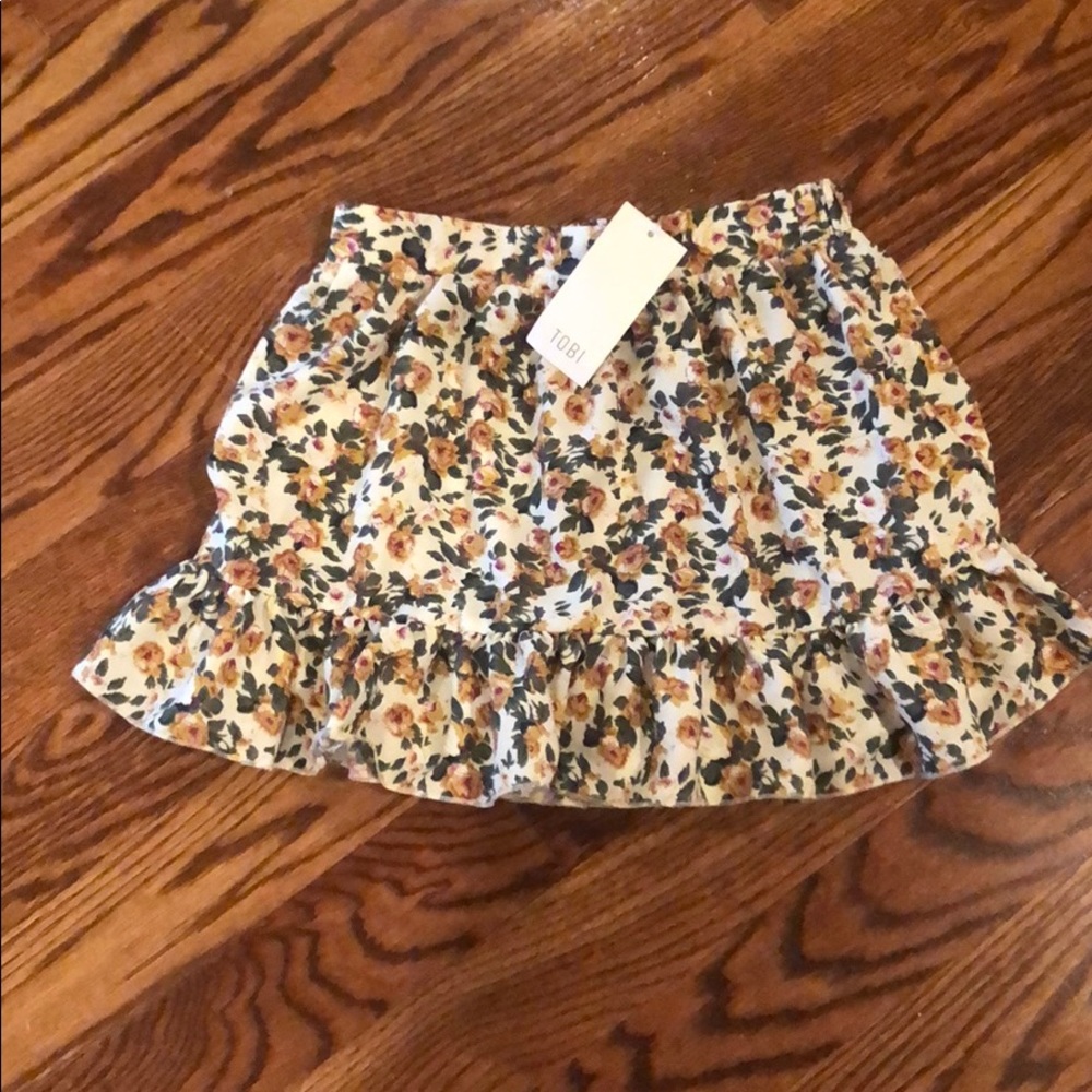 NWT Tobi skirt